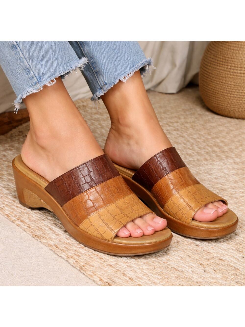 Rialto Croc Embossed Leather Slide Sandals Women’s Size 8M Wedge Comfort